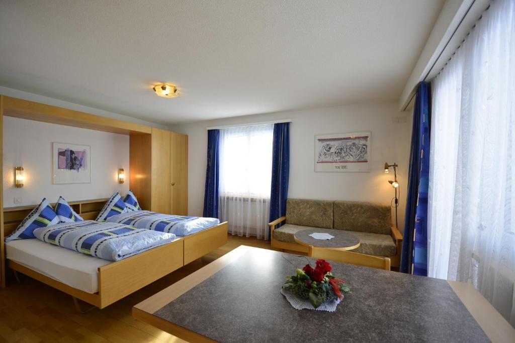 Haus Orion Apartment Saas-Fee Room photo