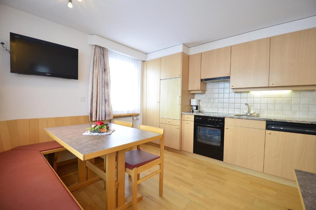 Haus Orion Apartment Saas-Fee Room photo