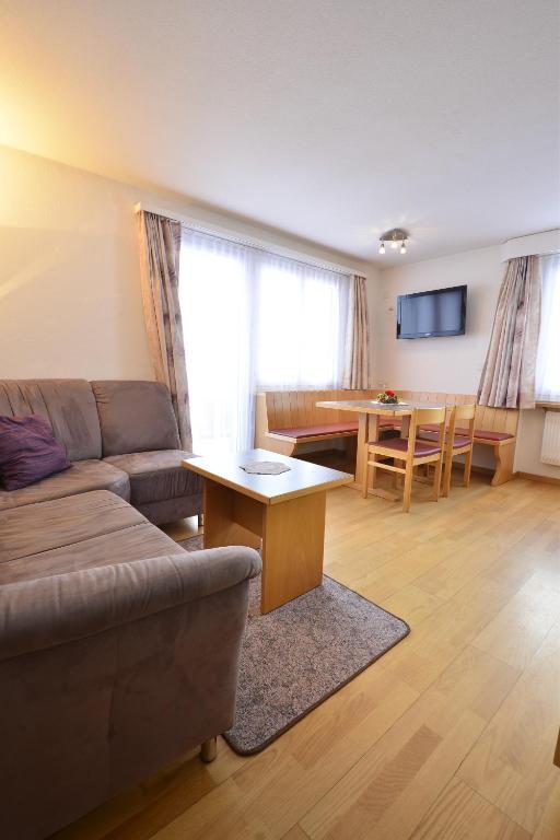 Haus Orion Apartment Saas-Fee Room photo